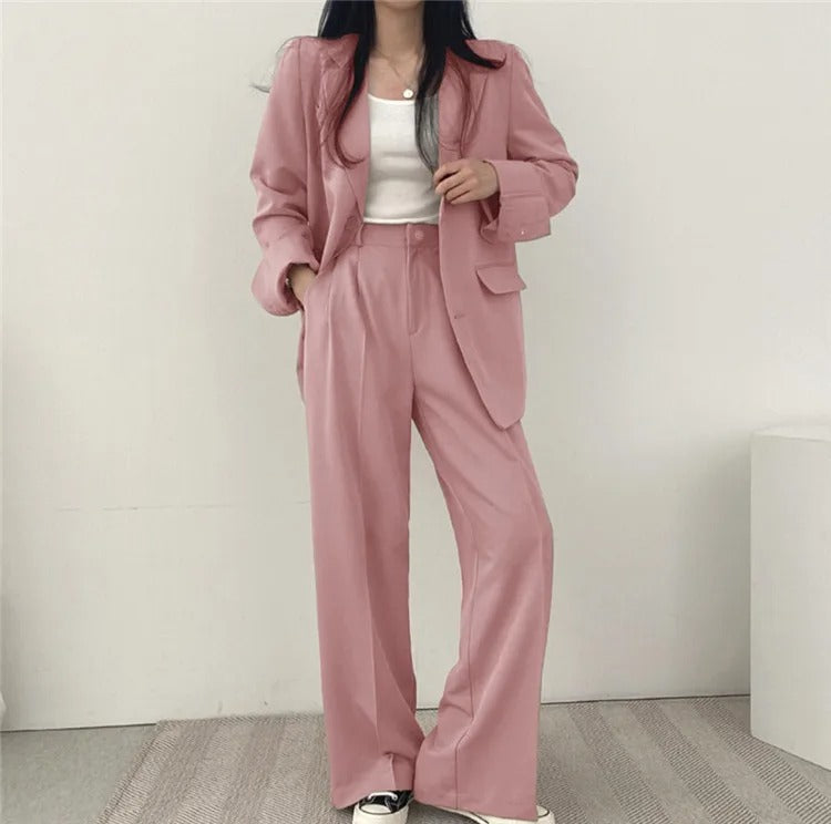 Set für Damen: Longblazer und gerade Hose