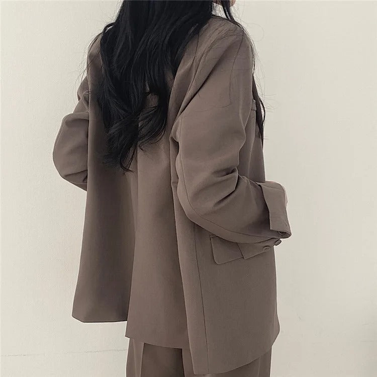 Set für Damen: Longblazer und gerade Hose