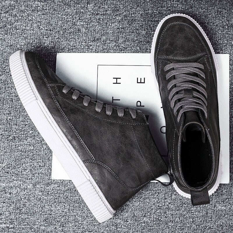 Herren-Schnürschuhe mit flacher Sohle