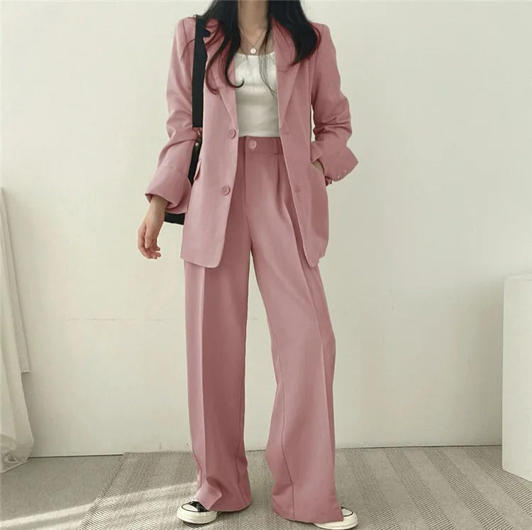 Set für Damen: Longblazer und gerade Hose