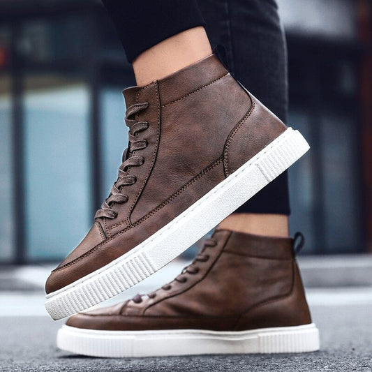 Herren-Schnürschuhe mit flacher Sohle