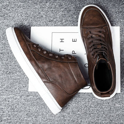 Herren-Schnürschuhe mit flacher Sohle