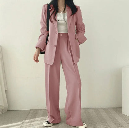 Set für Damen: Longblazer und gerade Hose